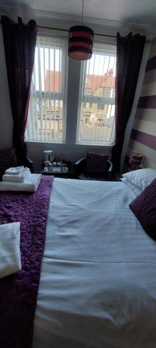 Glenavon Guest House - image 2