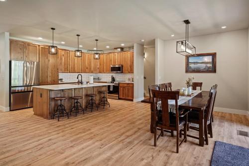 110 Crane, Bend (photo 4)