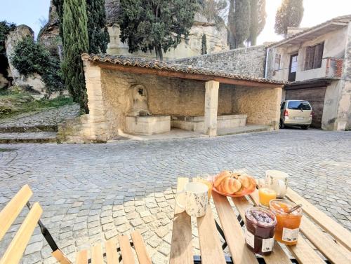 Le Joannis - Tranquillité en centre historique - Location saisonnière - Malaucène