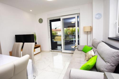 Two-Bedroom Apartment image 4