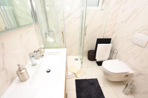 Two-Bedroom Apartment image 8
