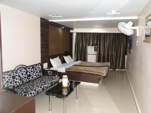 Hotel Okasu Hotel Okasu is perfectly located for both business and leisure guests in Raipur. The property offers guests a range of services and amenities designed to provide comfort and convenience. Service-minde
