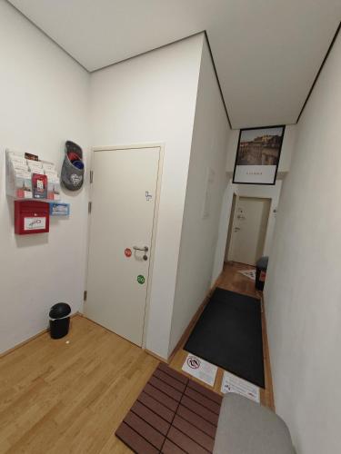 ABAI Apartments 1140 only WWW-On-line-Check-in & SelfService, Vienne (photo 6)