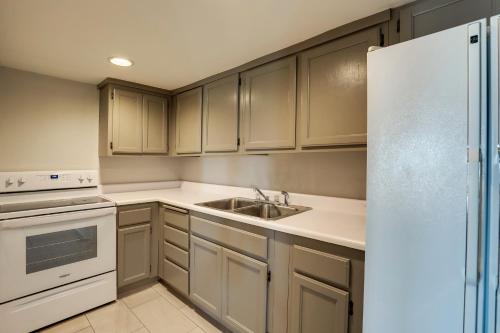 ห้องประชุม / บอลรูม, Holiday Inn Express Hotel & Suites Branson 76 Central By IHG in แบรนสัน (MO)