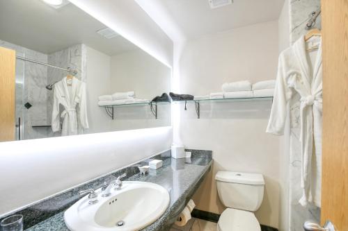 2 double beds