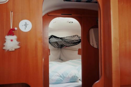 Surfbird Cozy Sailboat Escape, Lisbon (photo 9)