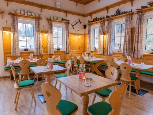 Oprema, Apartment Ausseerland near Ski Slopes in Archkogl