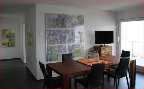  Wohnung an Traumlage mit Tessinerflair in Vira (Gambarogno)