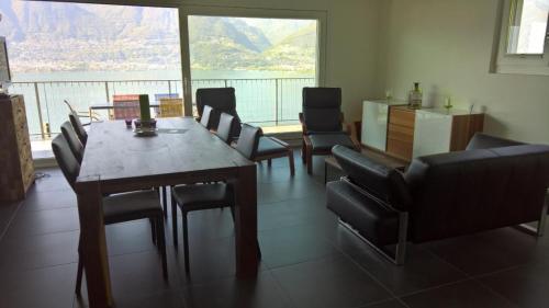  Wohnung an Traumlage mit Tessinerflair in Vira (Gambarogno)