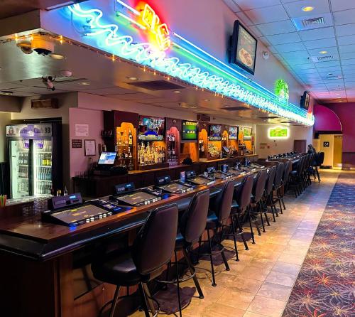 Pubi/sohvabaar, Barton's Club 93 in Jackpot (NV)