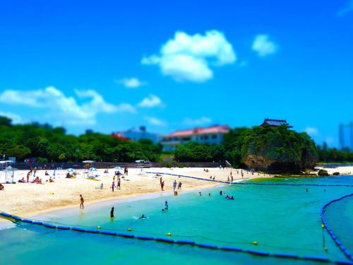 나하 아사히바시 콘도미니엄 HOLIDAY - 주변 명소