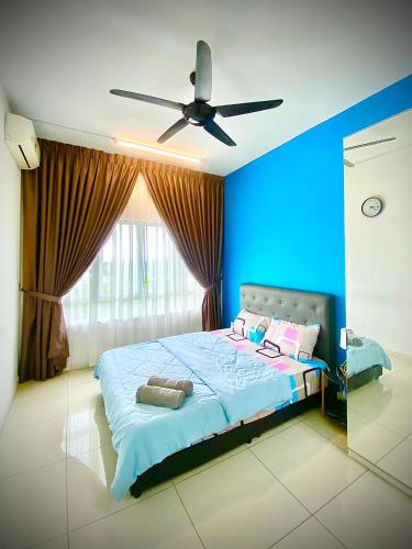 Savanna Executive Suites at Southville by D'KAY HOMES, Pool with Slide in Bangi