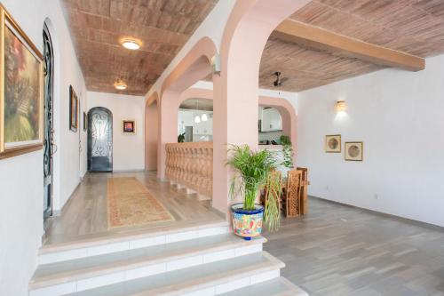 Casita San Miguel de Allende in คาร์ดินส์ เดล โบสเก