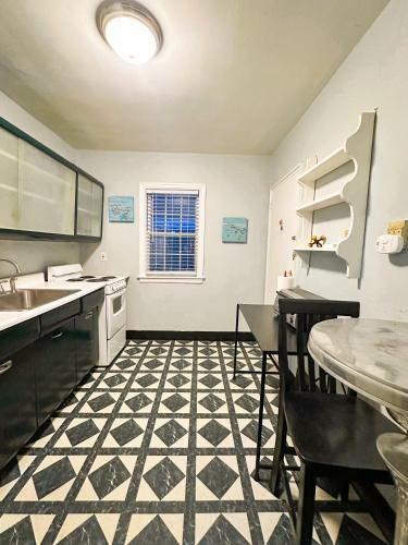 Peaceful Location Close to University & Hospitals in Virginia Ave