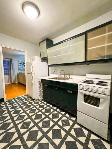 Peaceful Location Close to University & Hospitals in Virginia Ave