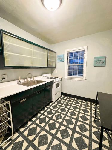 Peaceful Location Close to University & Hospitals in Virginia Ave