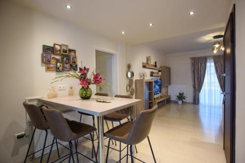 Blue Ark Harmony Residence, Афины (фото 11)