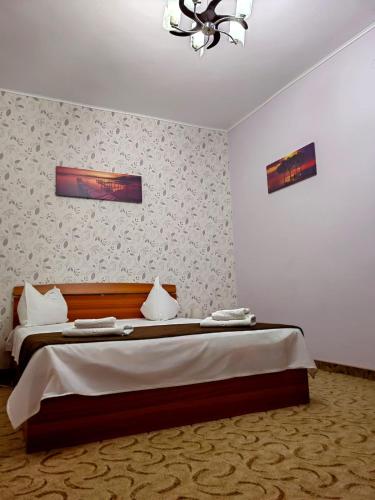 Hotel Triumph - image 3