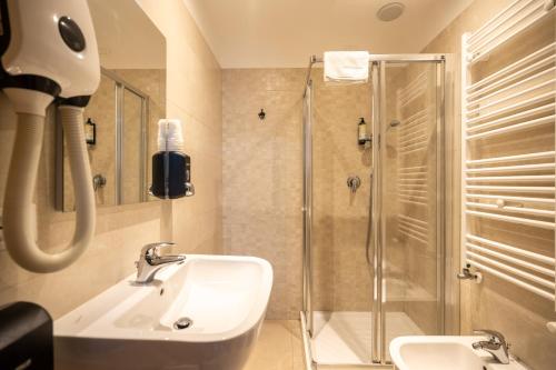 Foresteria Valdese Venezia Room Type - Deluxe Double or Twin Room