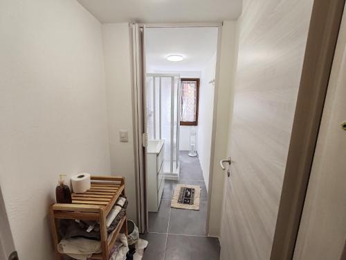 Zen Studio in the Center With Free Parking and 24Hours Automatic Check-In with Netflix Dazn and Disney Plus, Casale Monferrato (fotografie 6)