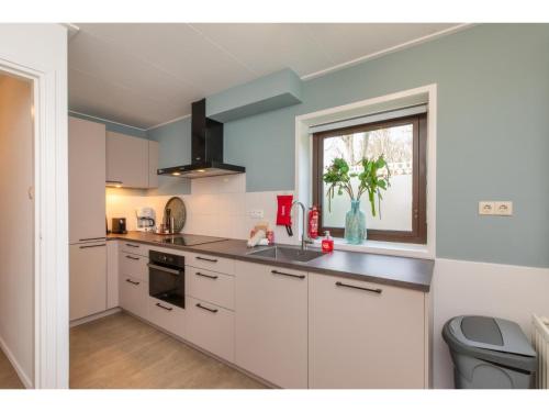 廚房, Holiday Home in Zeeland near the Beach in 比赫凱爾克