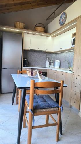 Létesítmények, Lesvos Tavari bay in Tavari