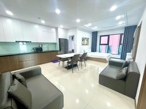 Superior Apartment with Balcony image 8