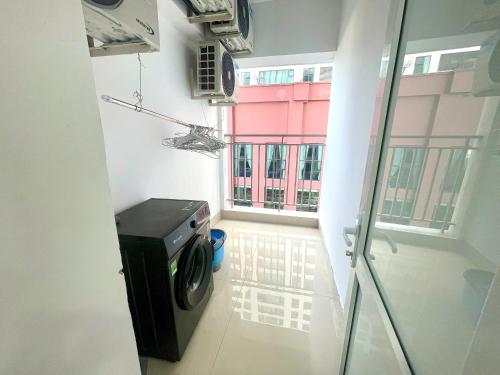 Superior Apartment with Balcony image 2