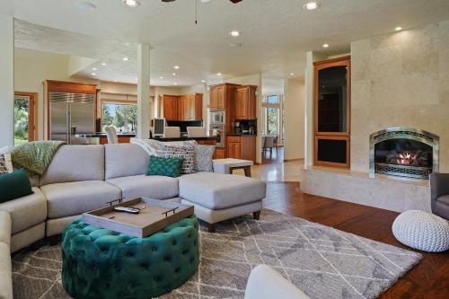 Dara Oaks 5br 3 5bath - image 14