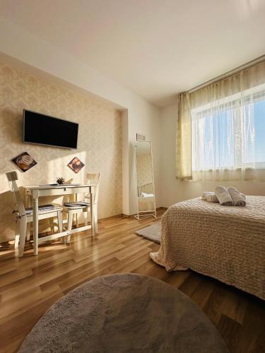 Luxury Rgr, Bucharest