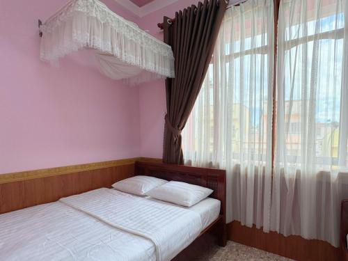 Nhat Quynh Hotel – Dalat