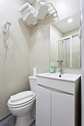 Triple Room image 3