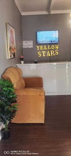Yellow Stars Guesthouse Ltd