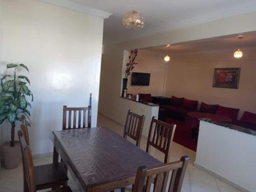 Appartement ensoleille familial et spacieux in Les Amicales