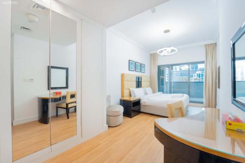 Capital Bay Towers Business Bay Spacious and Stylish 2 BR, Dubai (Foto 3)