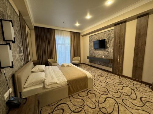 Гостиница SHAHRISTAN in Taraz