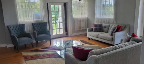 Piton Star Villa in Fond Doux