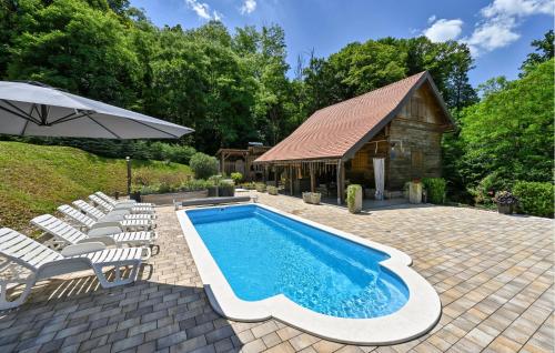 Stunning Home In Veliko Trgovisce