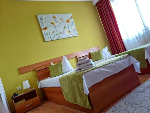 Hotel Triumph - image 11