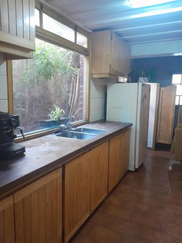 Kitchen, Arpegio Hostel in San Rafael