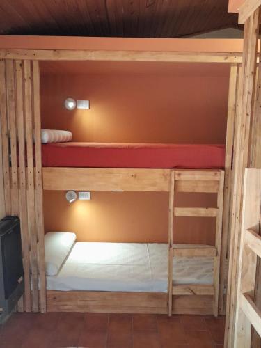 6-Bed Male Dormitory Room image 3