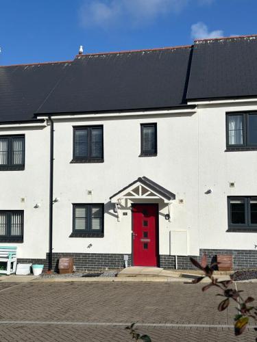 Sageston Tenby 2 bed new build bike and board store in Carew