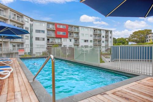 Takapuna Central Stylish 2BR Carpark Pool Aircon, Auckland (photo 7)