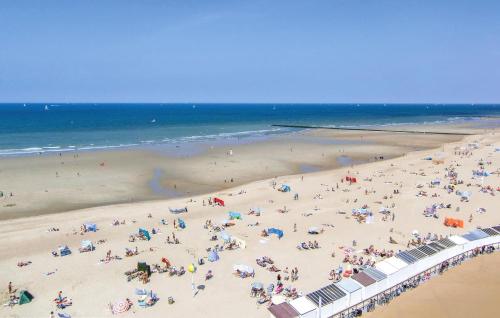 Amazing Apartment In Oostende - image 5