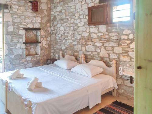 Petradi House in Thimonia