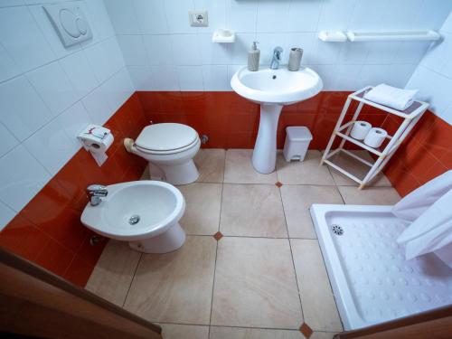 1 double bed