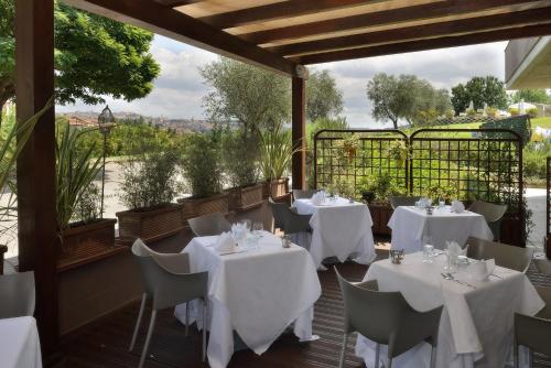 Restaurant, Hotel La Meridiana in Altele