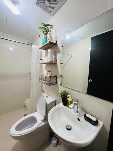 Casa Tagpuan at Manhattan Heights, Manila (photo 10)