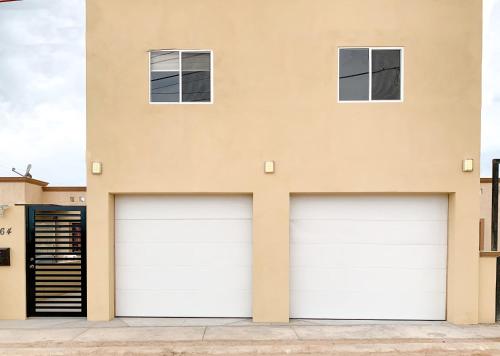 Apt with Excellent in-town Location #2