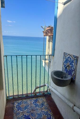 Terrazza del Mare (by Vacation Service) - image 4
